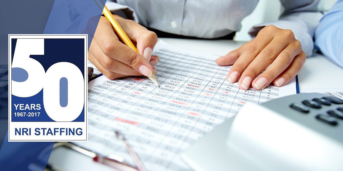 accounting-public-private